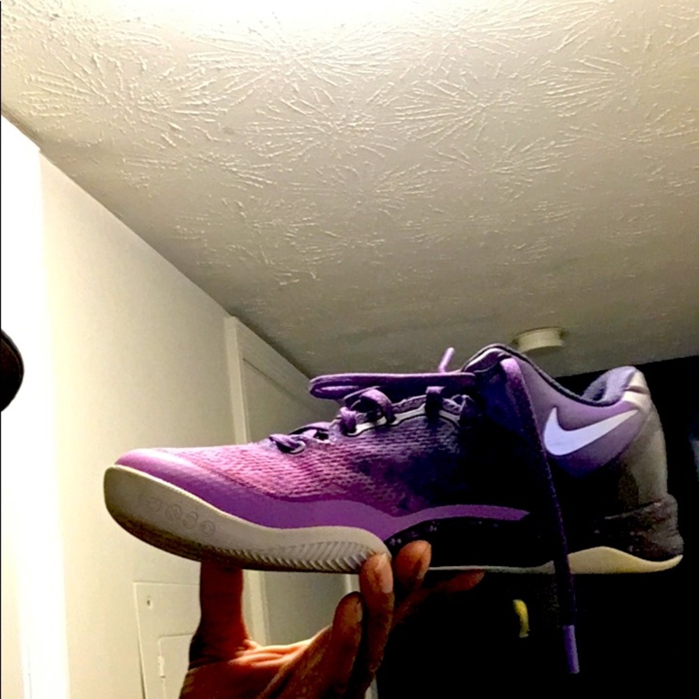 Lightly worn Kobe